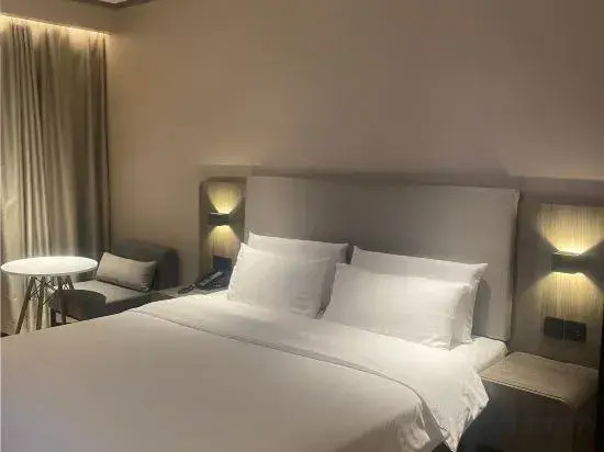 HanTing Hotel (Jiyuan Municipal Government Powerlong Plaza)