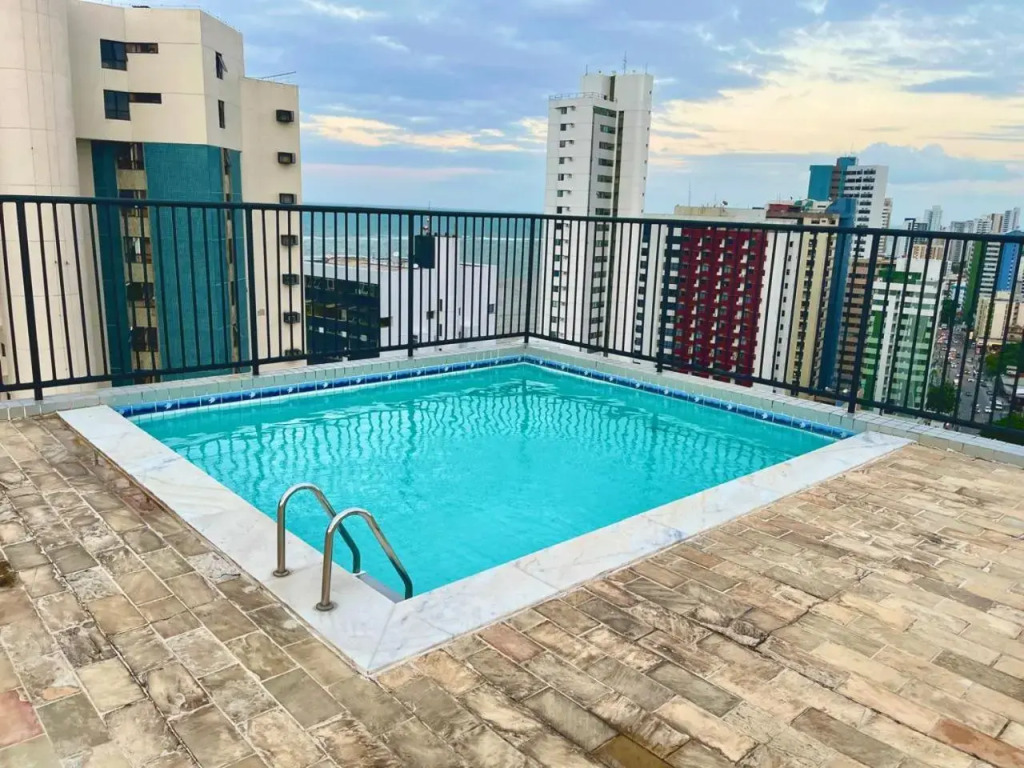 Lindo FLAT no melhor lugar de Candeias, 50 m praia
