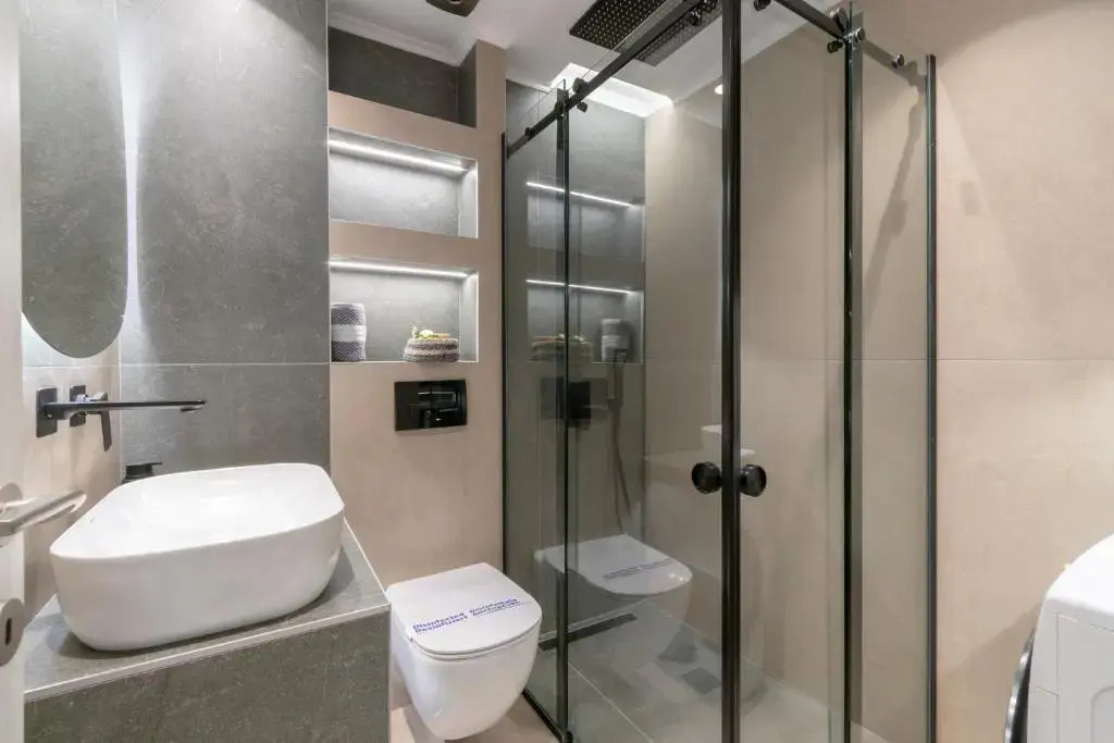 SithoniaRS Luxury Apartment 2nd Floor with Sea View