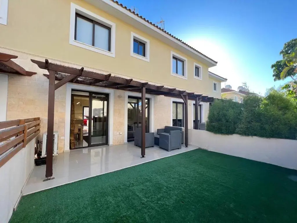 Kapparis town house