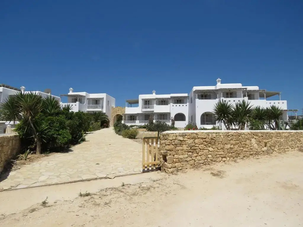 Paradise Hotel