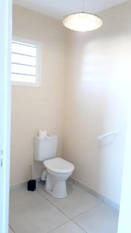 Studio in Saint-Gilles Les Bains, with Wonderful Sea View, Enclosed Garden And Wifi - 500 M From the Beach