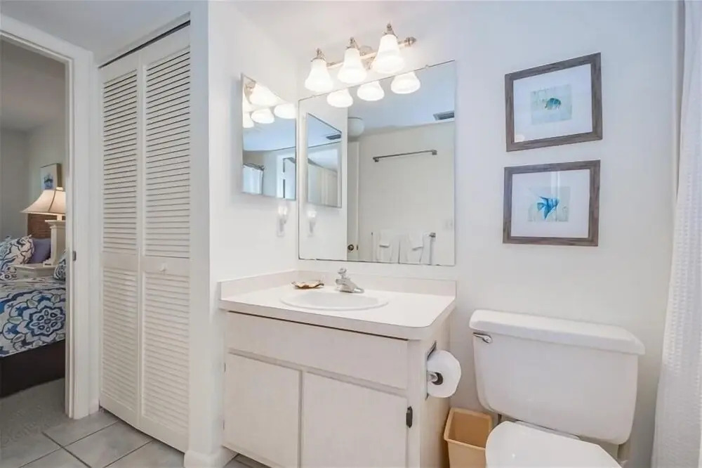 Sea Oats 321 2 Bedroom Condo by RedAwning