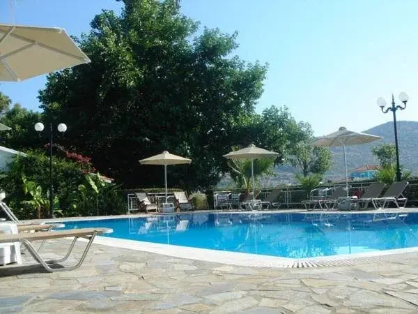 Studio Nikos