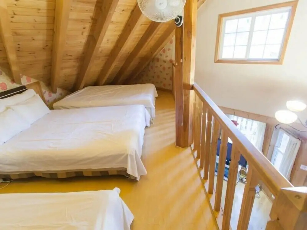 Cabin Town Pension