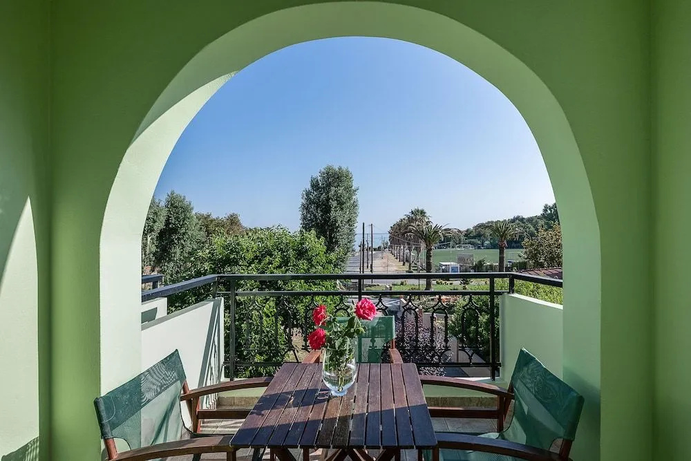 Akti hotel