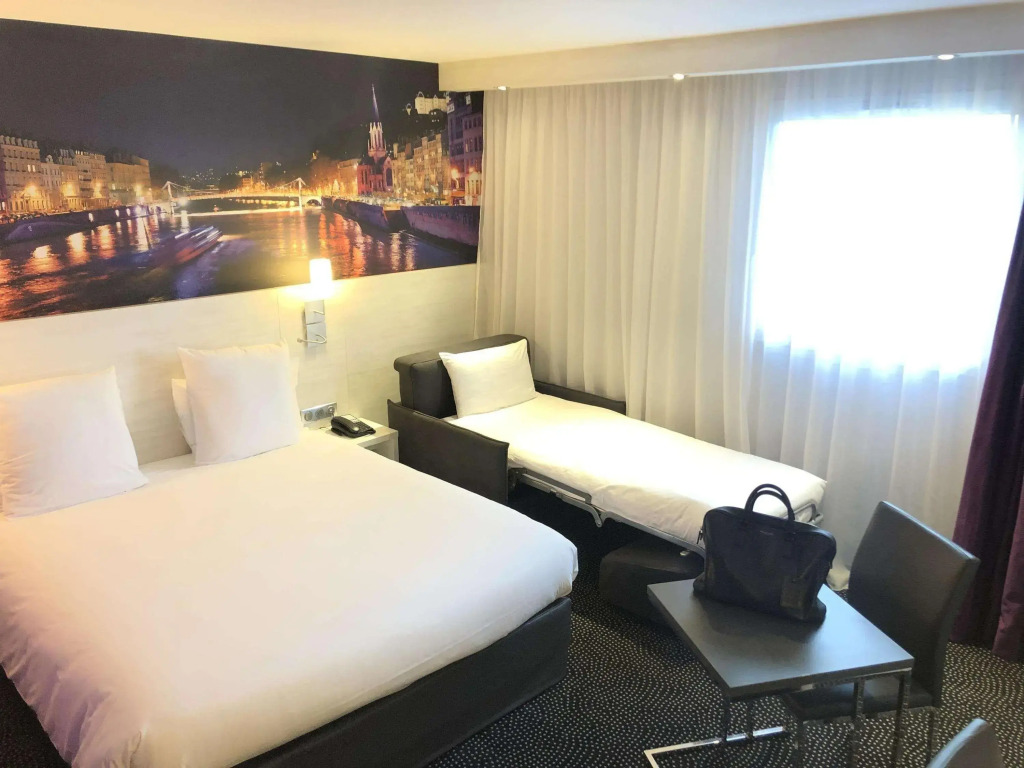Hôtel Mercure Lyon Centre Charpennes Parc de la Tête dOr