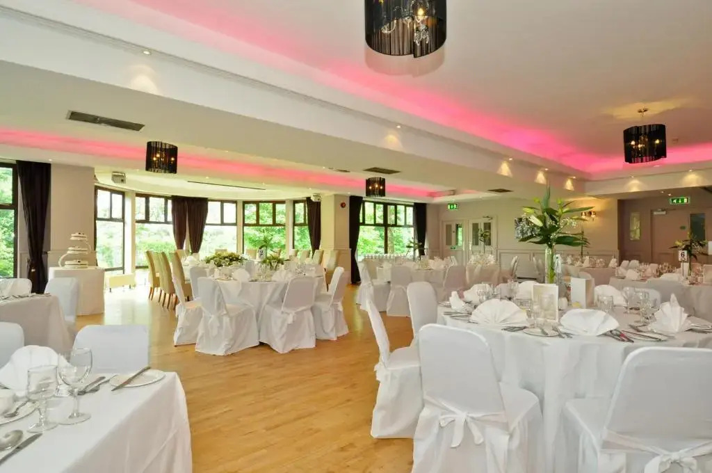 Westport Woods Hotel & Spa
