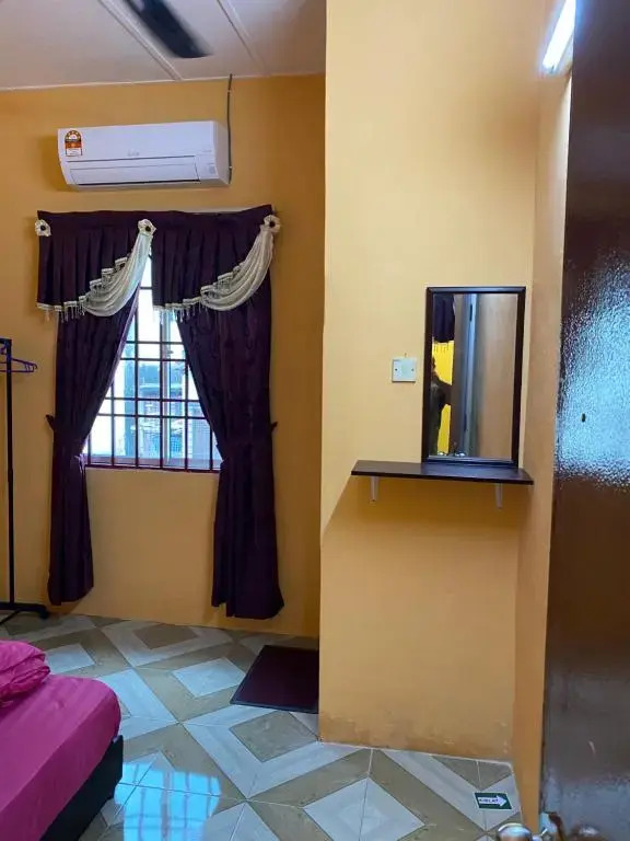 PJM HILL VIEW HOMESTAY