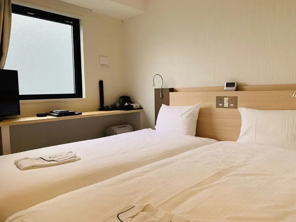 Toyotomi Inn Nambakozu