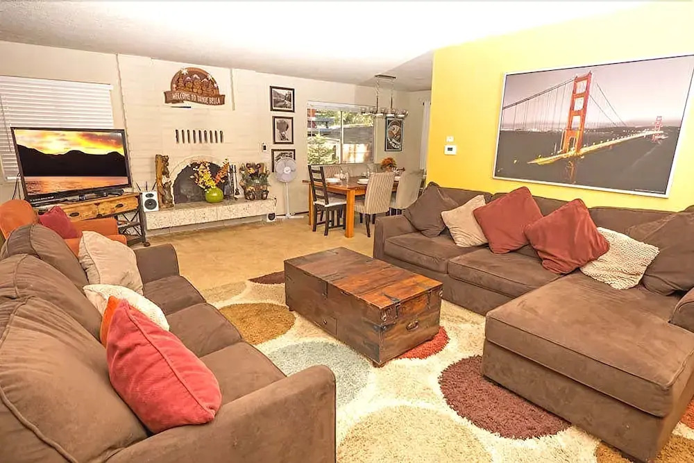 3826 Regina 4 Bedroom Home