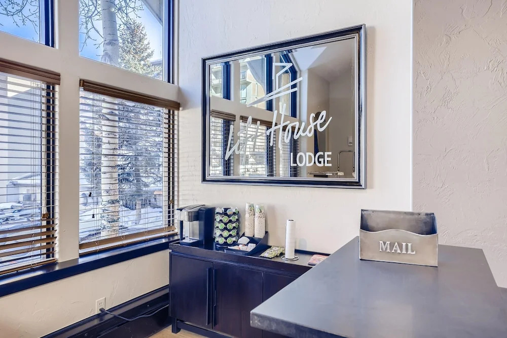 Lift House Lodge, Pet Friendly Studio Condo