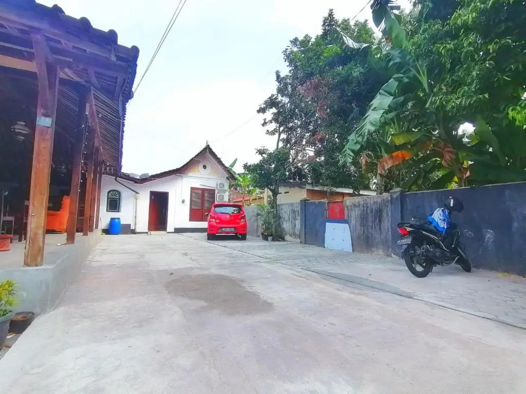 RedDoorz Syariah @ Ndalem Kembang Sore Yogyakarta