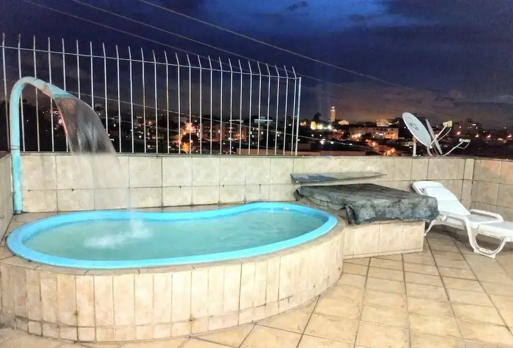 Casa com Piscina