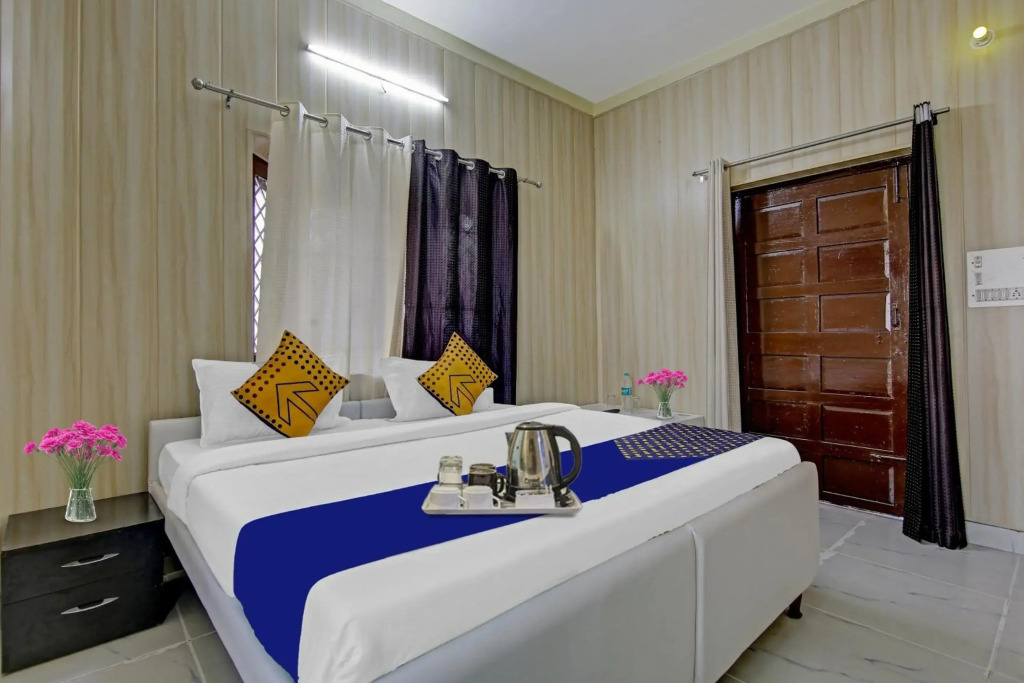 SPOT ON 70204 Hotel Greenview Homestay