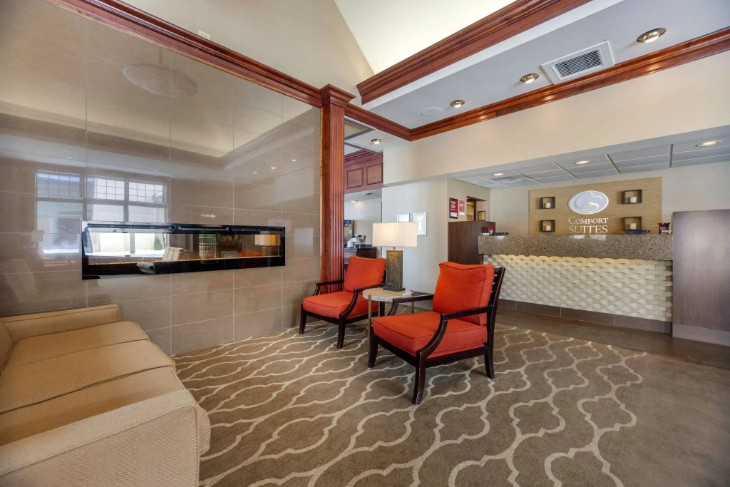 Comfort Suites Green Bay West