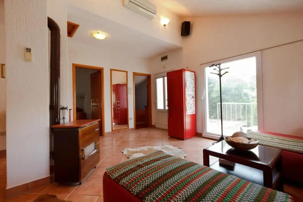 Apartments Rasa