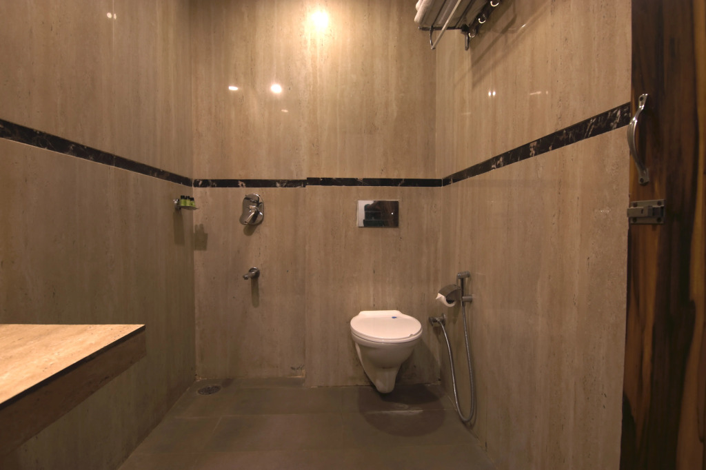 FabHotel Sallow Grand