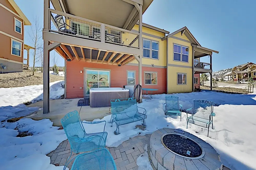 Granby Ranch 3br + Loft W/ Hot Tub Walk To Lifts 3 Bedroom Home