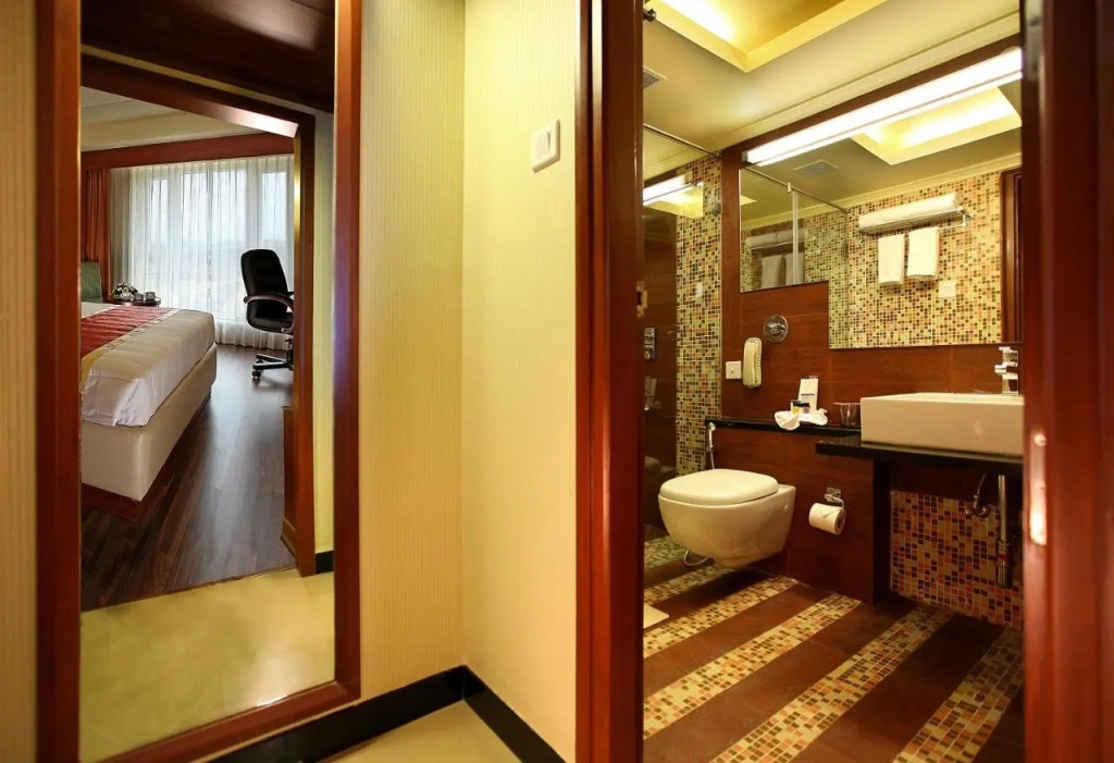 La Classic- Attibele, Hosur