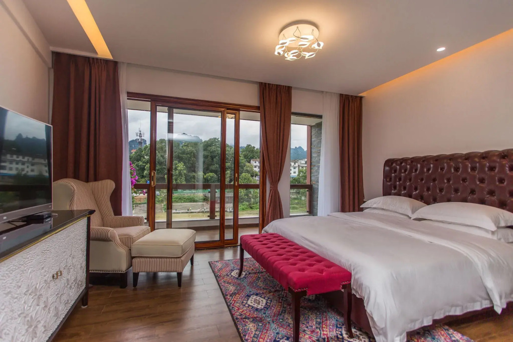 Leading Men Hotel