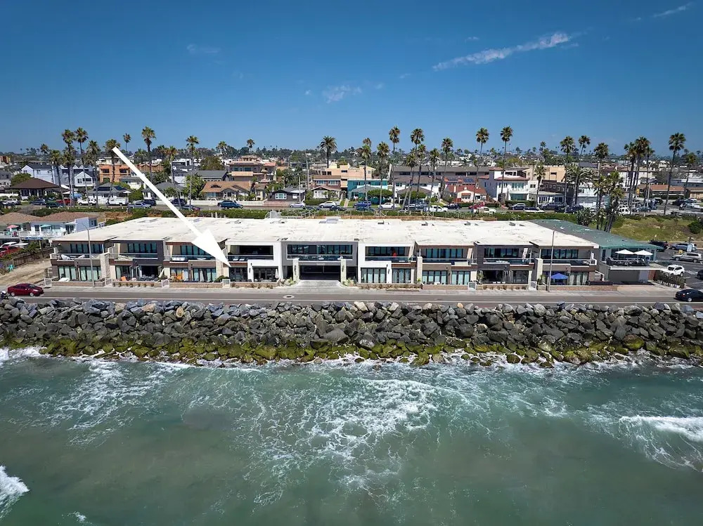 700-104 Water Front Condo w AC!