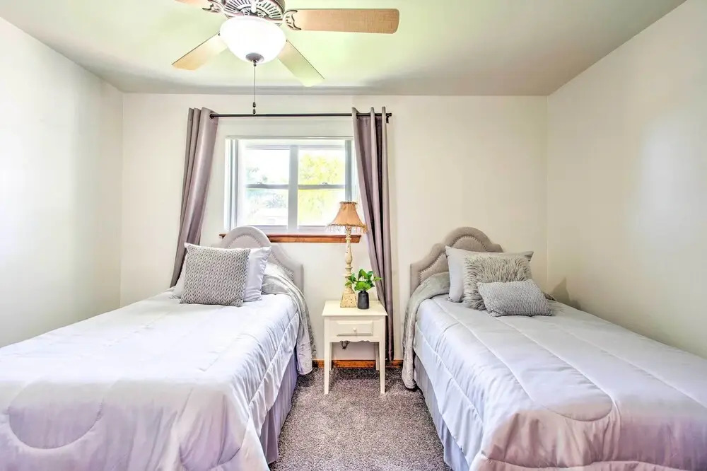 Woodward Home Near Crystal Beach Water Park!