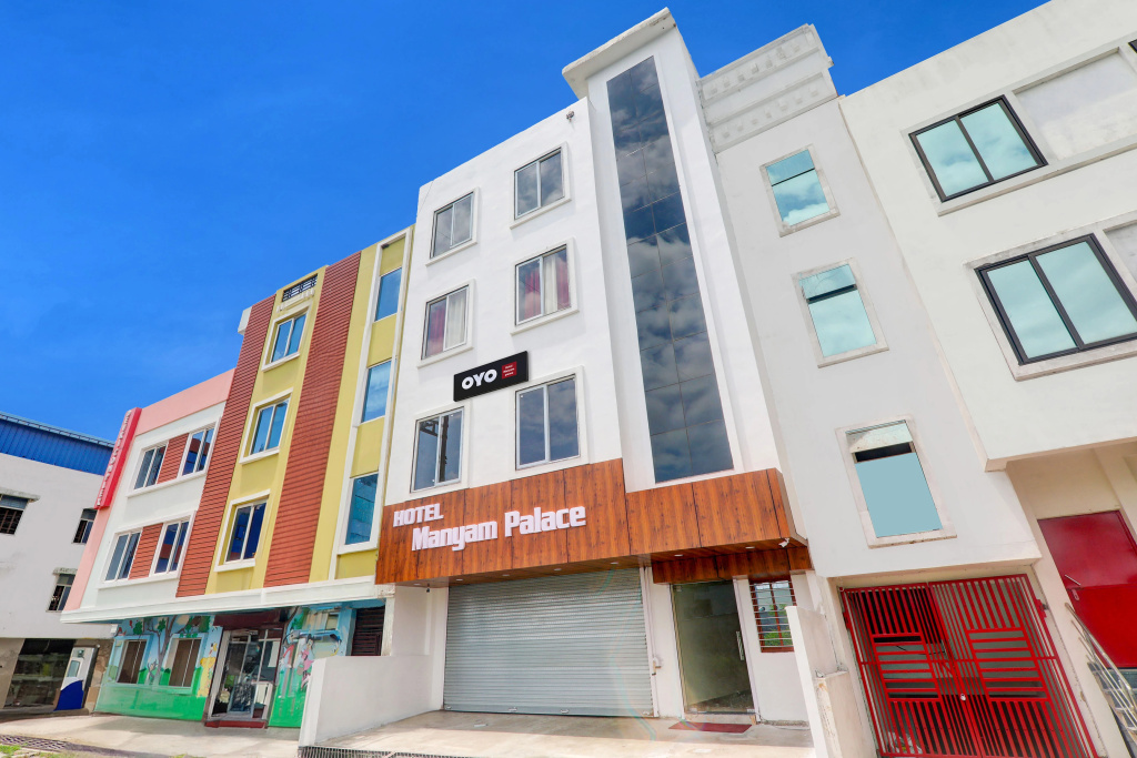 Super Hotel O Manyam Palace