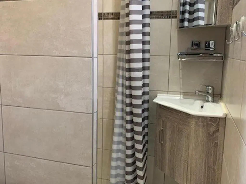 Appartement Cap d'Agde, 2 pièces, 5 personnes - FR-1-607-39
