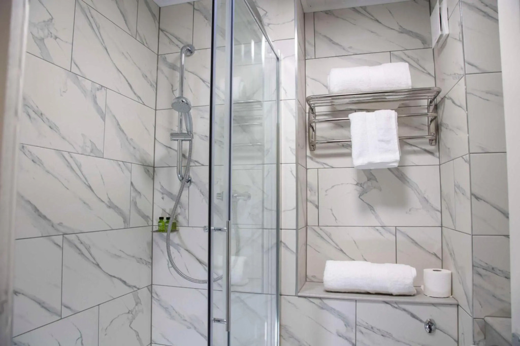 Best Western Manor Hotel