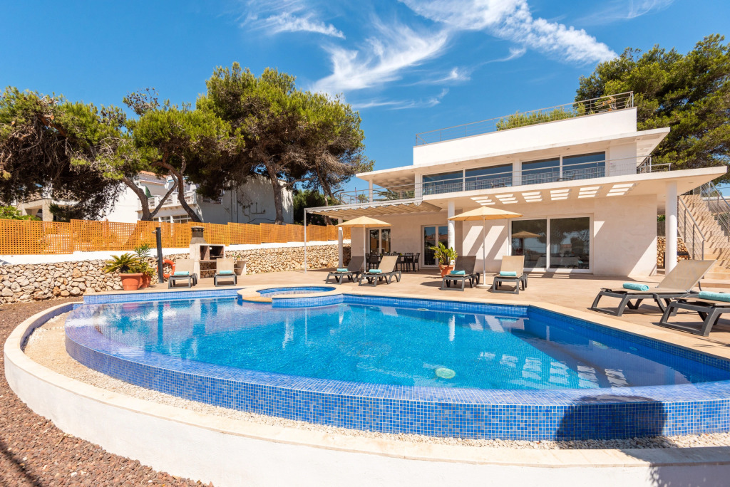 Villa Primasol by Villa Plus