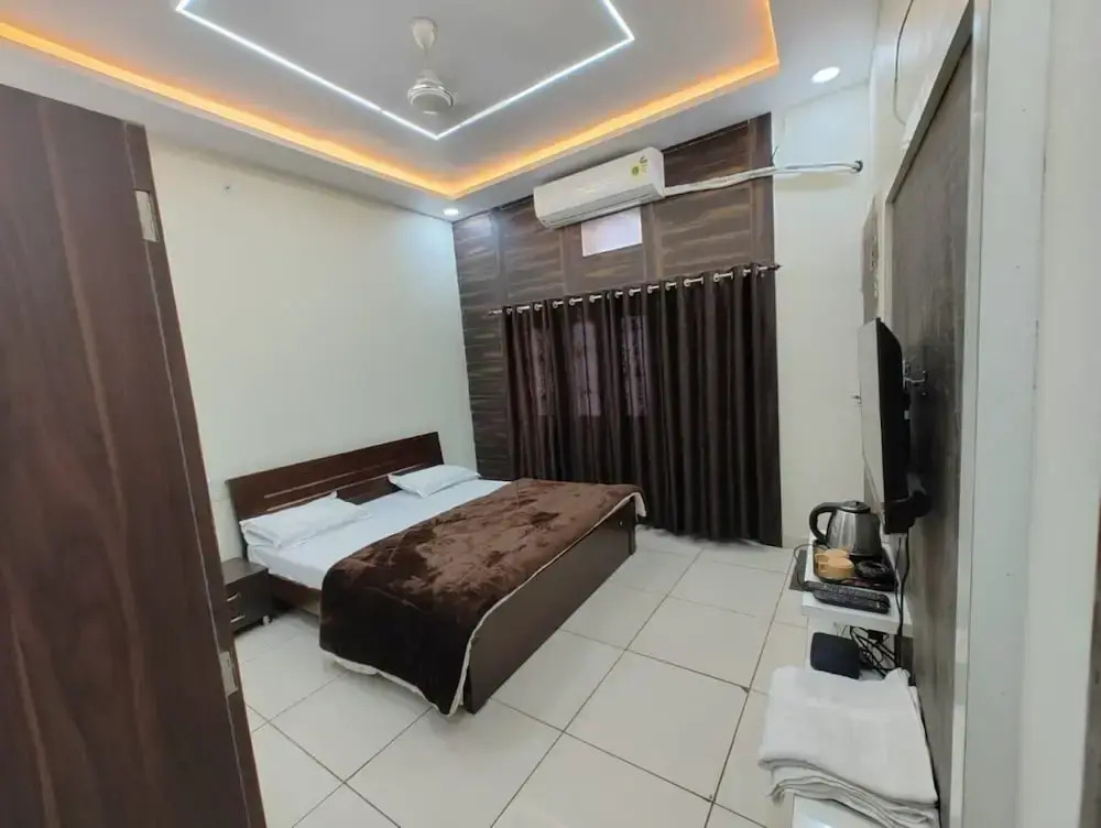 Geeta Homestay