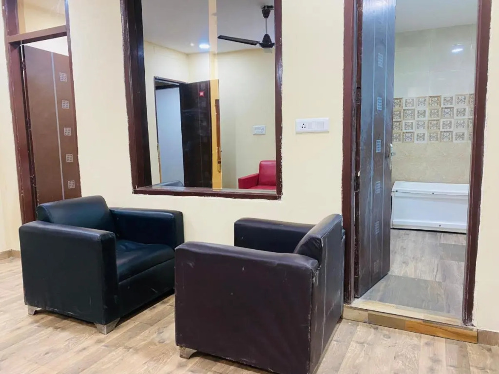 Qotel Flagship Hotel Sagarpur