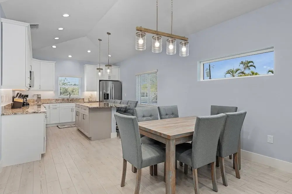 Beach Time 146 Delmar Ave 3 Bedroom Home by RedAwning