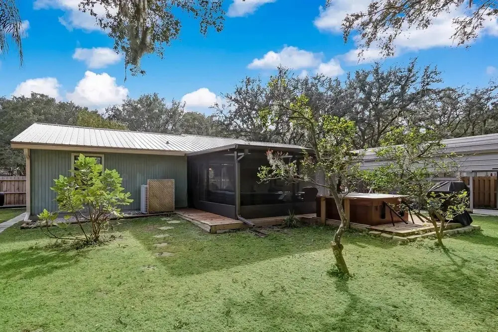 2113 Talbot Ct. 3 Bedroom Home by RedAwning