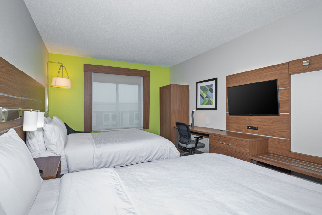 Holiday Inn Express Hotel & Suites Woodbridge by IHG