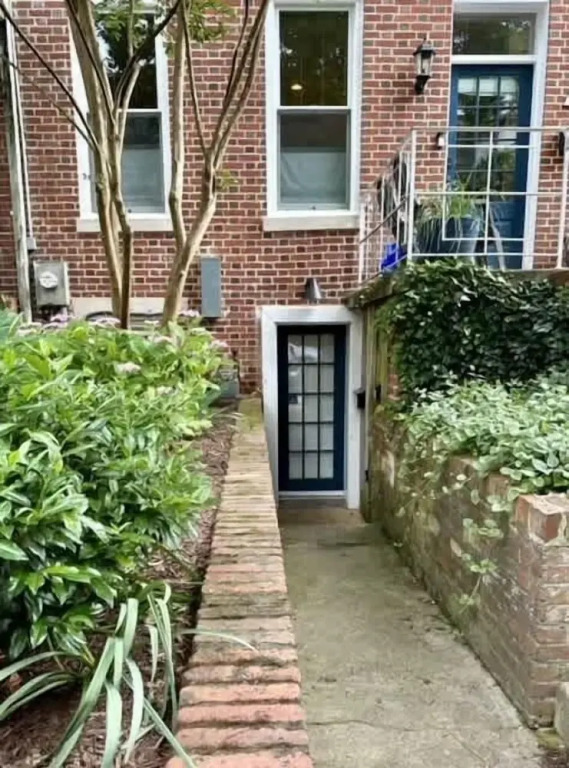 Kilbourne Cottage in Mount Pleasant