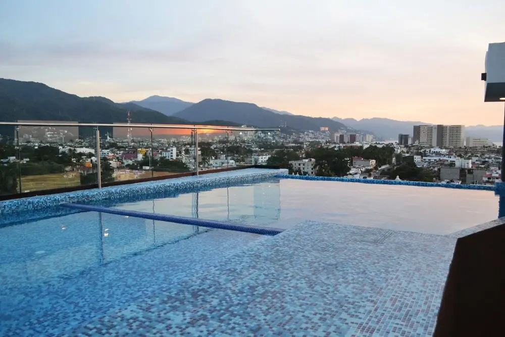 Condo Niza 266 by MDR