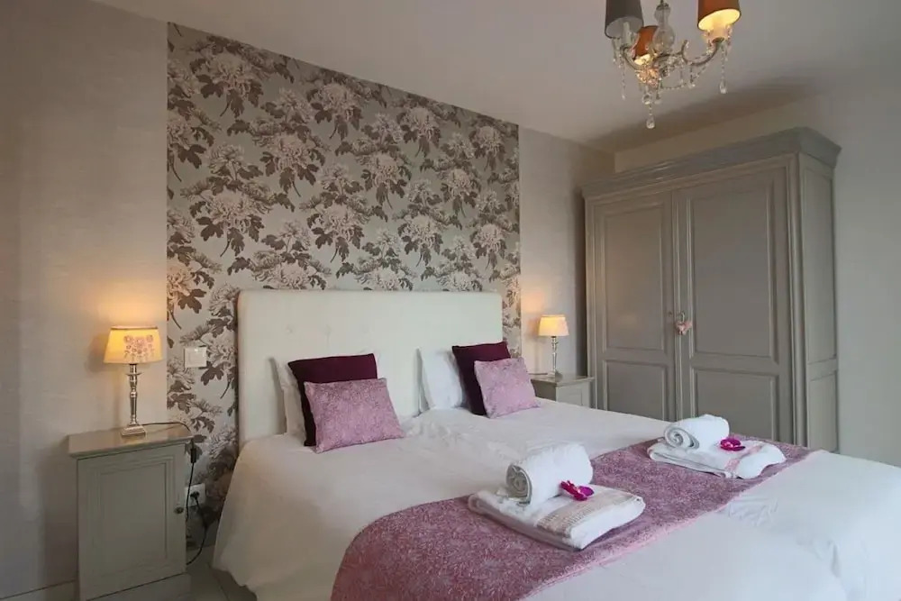 Villa in Monce-en-belin Near Le Mans Circuit