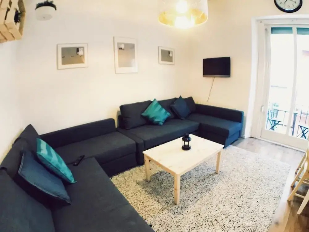 Lollipop Flats City Centre Suite III