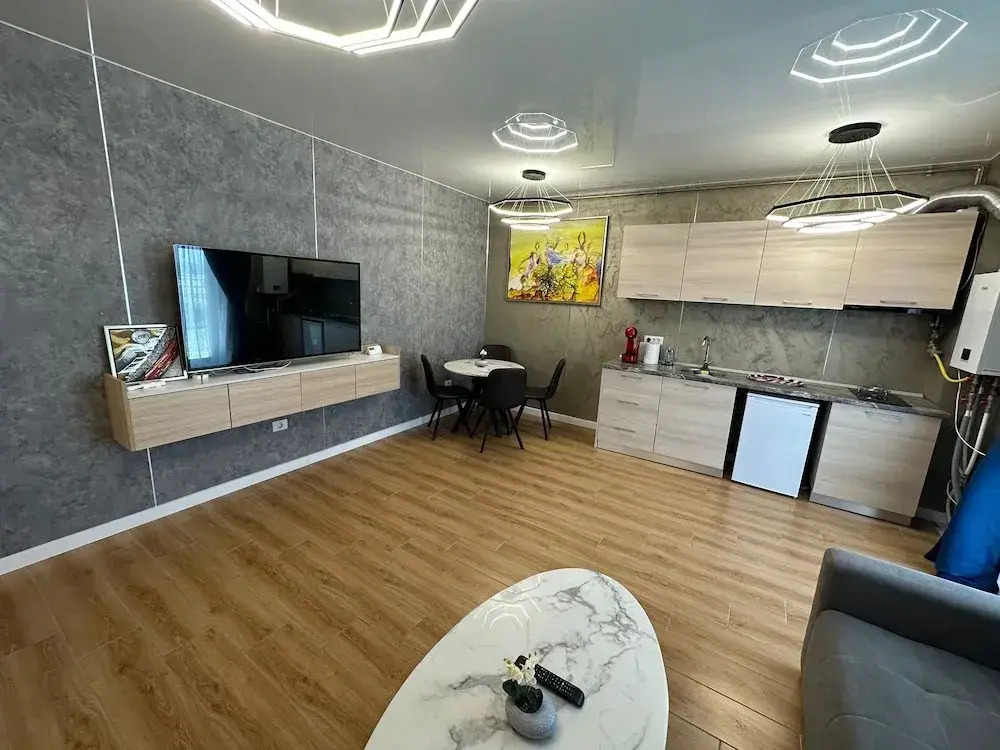 Signature Promenada Hotel-Apartments 2