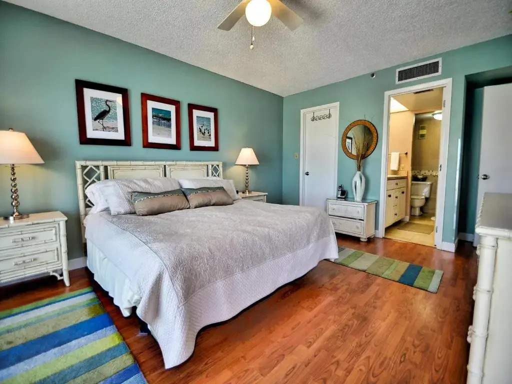 Reef Club 301
