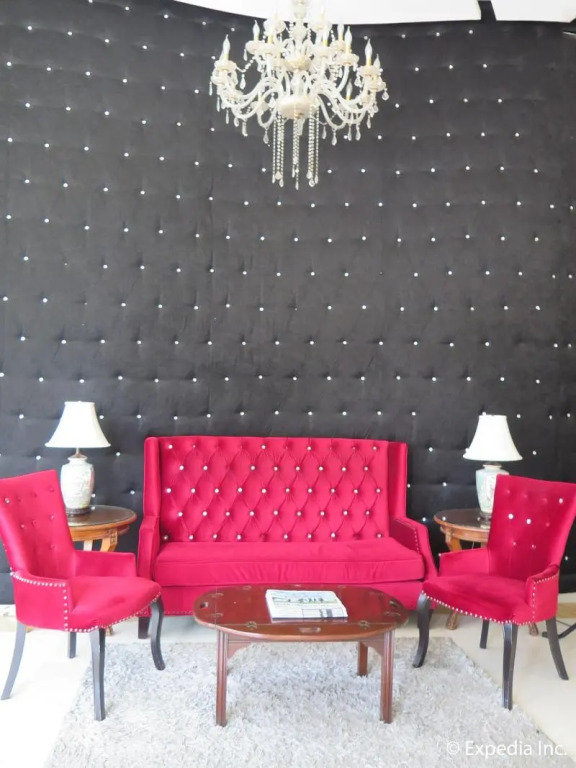 Dreamwave Hotel Lemery
