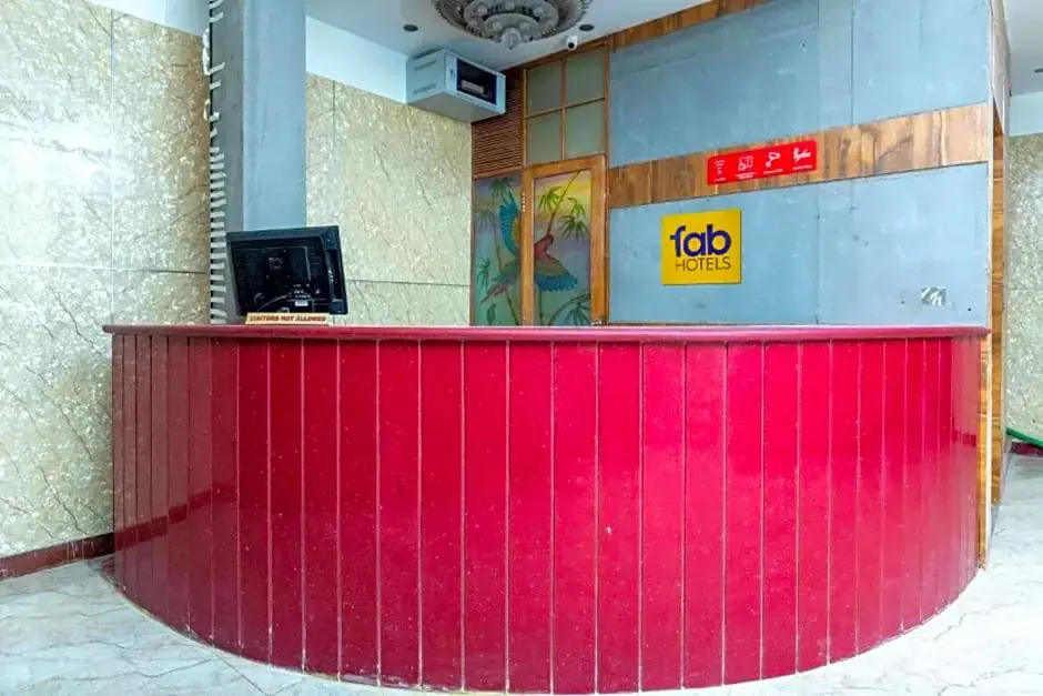 FabExpress Sun Park Inn