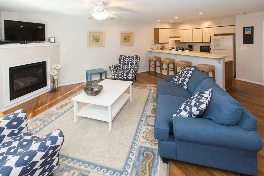 1734 Baltic Avenue 2 Bedrooms 2.5 Bathrooms Condo