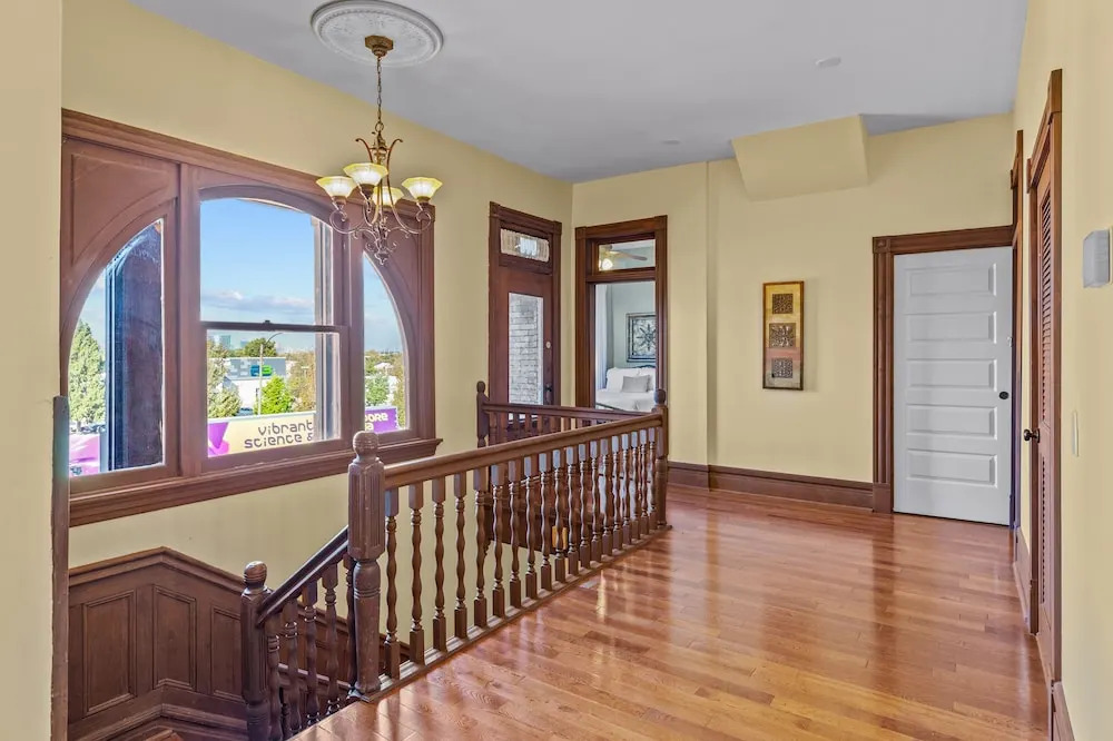 The Marquis Manor | JZ Vacation Rentals