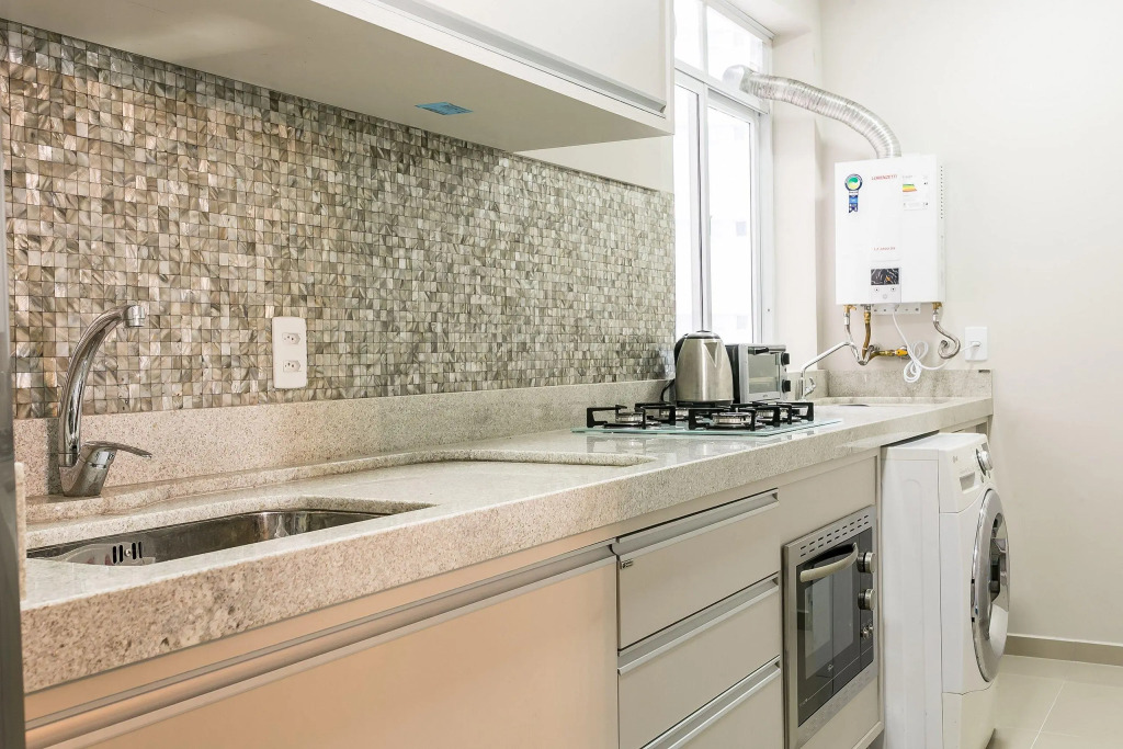 Piscina | 200m do Beiramar Shopping #CA06
