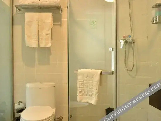 Beijing Lucky Hotel (Beijing Huilongguan Longze Subway)