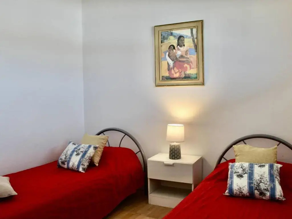 Appartement Villeneuve-Loubet, 2 pièces, 4 personnes - FR-1-252A-33