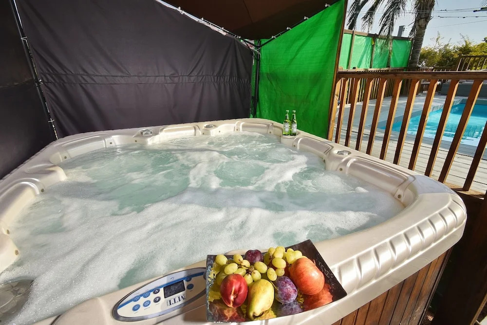 Shmulik Resort